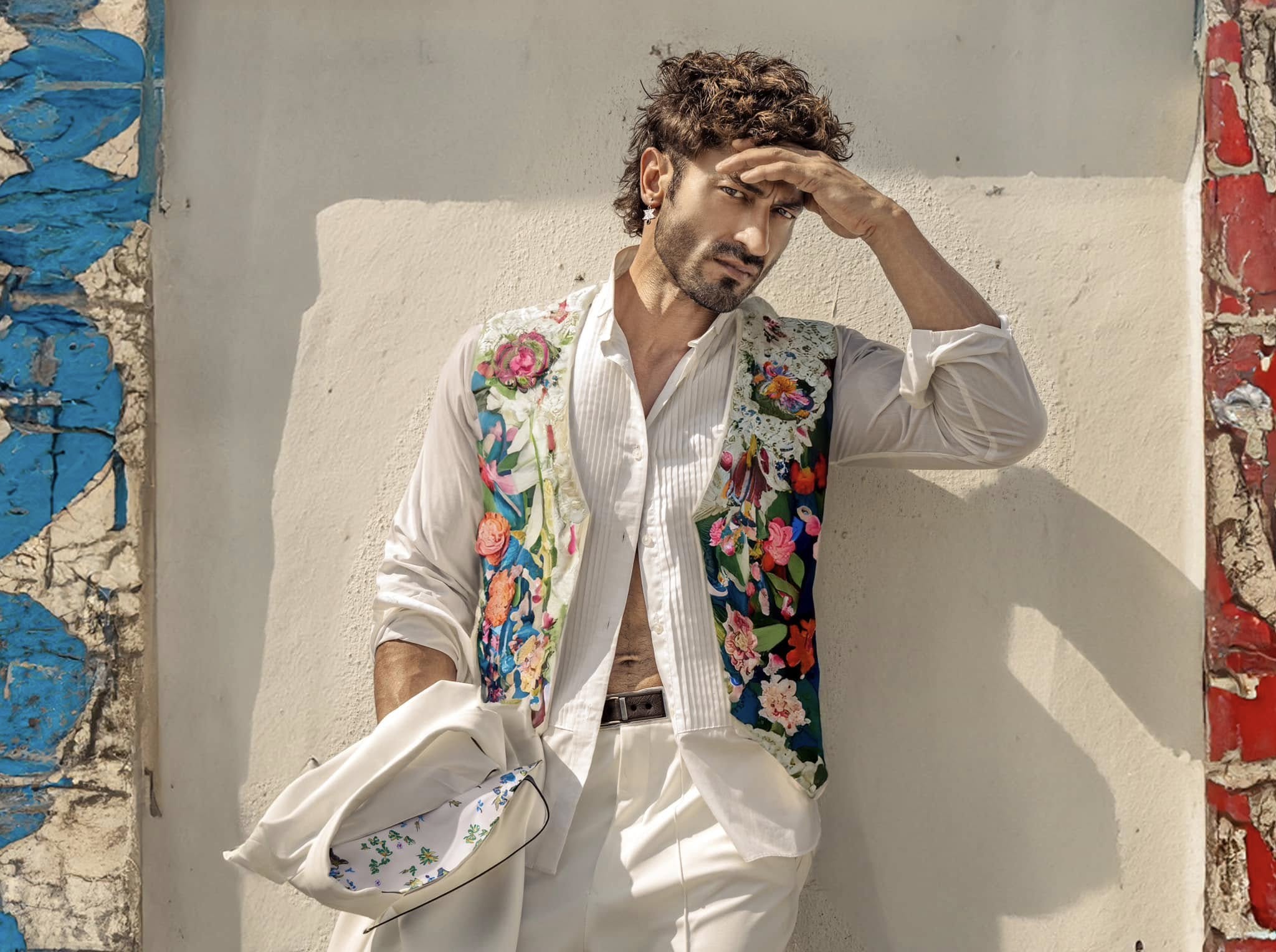 কাজের ফাঁকেই ফিটনেসের মন্ত্র দিলেন বিদ্যুৎ