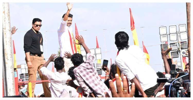 সমাবেশে ৩৯ জনের মৃত্যু, বিজয় থালাপতির বাড়িতে নিরাপত্তা জোরদার