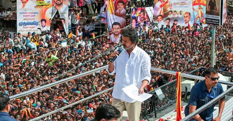 সমাবেশে হতাহতের ঘটনায় কত ক্ষতিপূরণ দিচ্ছেন থালাপতি বিজয়