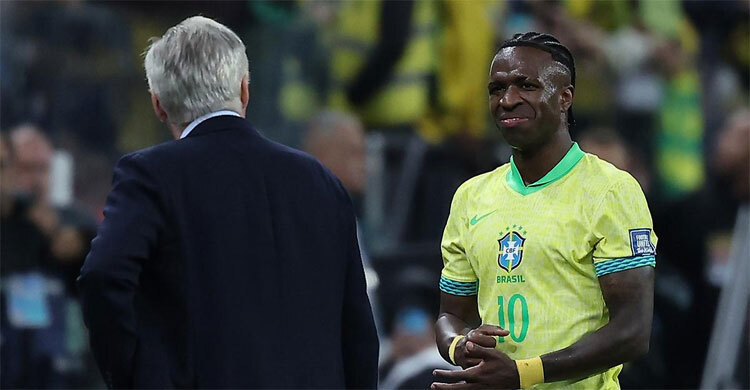 ব্রাজিল দলে ভিনিসিয়ুসকে নিয়ে নতুন পরিকল্পনা আনচেলত্তির