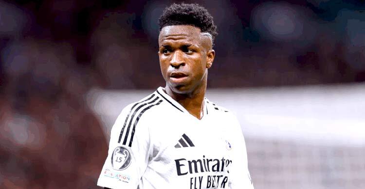 ভিনিসিয়ুসের সঙ্গে রিয়ালের নতুন চুক্তির আলোচনা স্থগিত