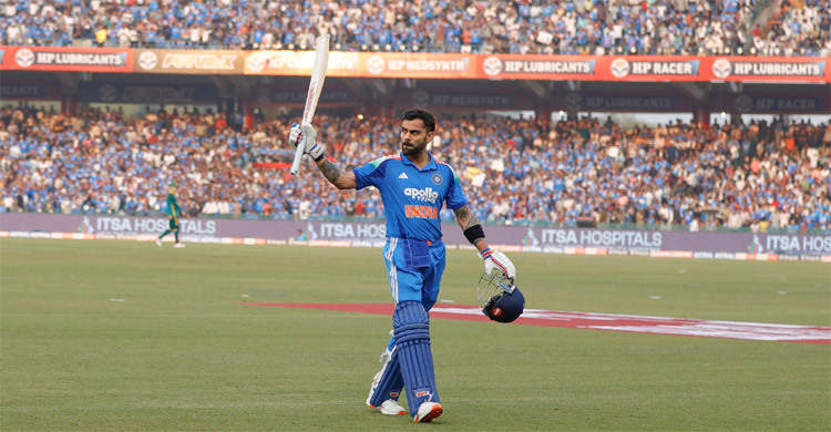 Kohli moves up to No. 4 among ODI batters