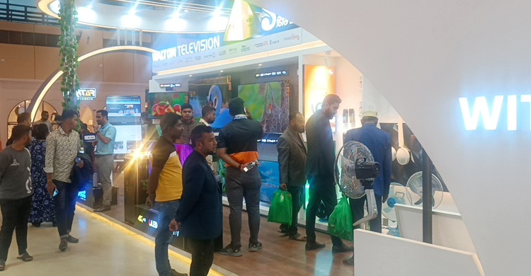 বাণিজ্যমেলায় বিভিন্ন ব্র্যান্ডের টেলিভিশনে আকর্ষণীয় ছাড়