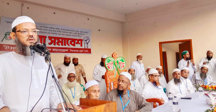 ৩ নভেম্বর ঢাকার রাজপথে ঝাঁপিয়ে পড়তে হবে: ফয়জুল করীম