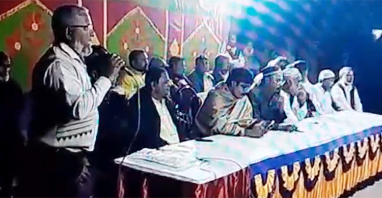 ধানের শীষে ভোট চাইলেন সরকারি প্রাথমিক বিদ্যালয়ের প্রধান শিক্ষক