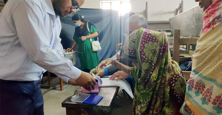 &lsquo;প্রতিবন্ধী হতে পারি কিন্তু আমারও তো এক ভোট, একই মূল্য&rsquo;