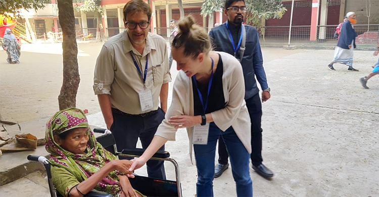 &lsquo;প্রতিবন্ধী হতে পারি কিন্তু আমারও তো এক ভোট, একই মূল্য&rsquo;