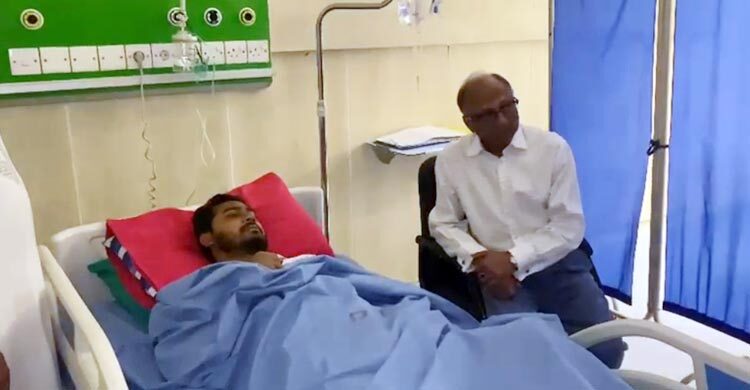 নুরের খোঁজ নিতে ঢামেকে আমার দেশ সম্পাদক মাহমুদুর রহমান