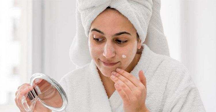 শীতে ময়েশ্চারাইজারে কাজ না হলে কী করবেন