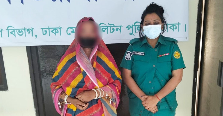 রাজধানীতে নারীসহ ৪ ছিনতাইকারী গ্রেফতার