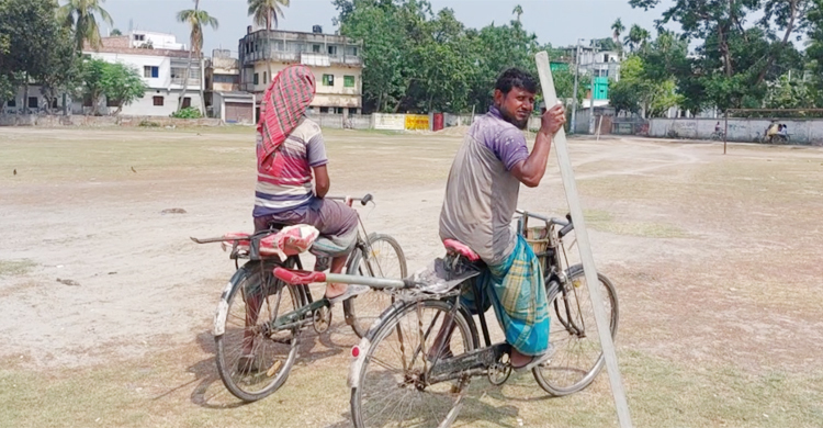 ‌‘সকাল হলি টিট-টিরে রোদ, অসহ্য গরমে মানুষ অতিয্য'