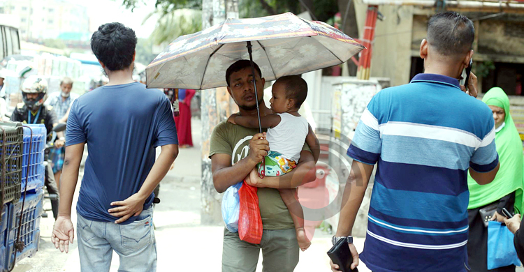গরমে অতিষ্ঠ জনজীবন, রাতে আরও বাড়তে পারে