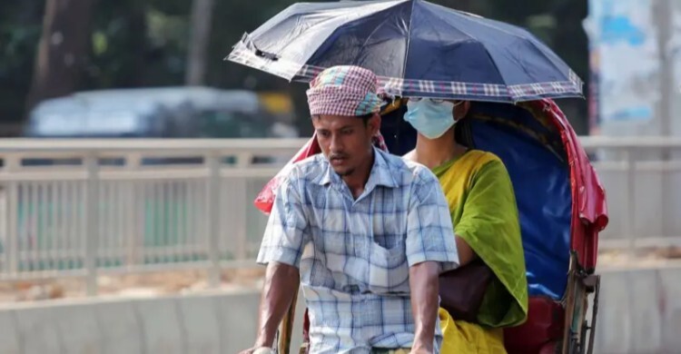 ঢাকাসহ ৪৫ জেলায় বইছে তাপপ্রবাহ, গরমে কাহিল মানুষ