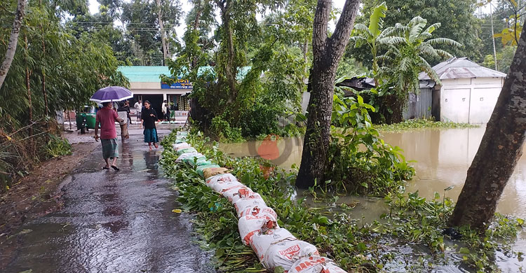 &lsquo;চরম বিপৎসীমার&rsquo; ওপরে ভারতের মনু নদীর পানি, ডুবছে মৌলভীবাজার