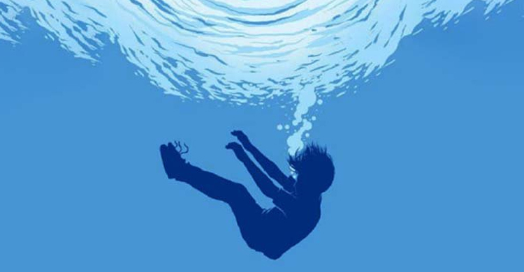 সাঁকো থেকে পড়ে ও বাড়ির পাশের পুকুরে ডুবে দুই শিশুর মৃত্যু