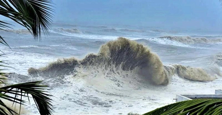 Mocha to complete crossing Cox’s Bazar-North Myanmar coast by afternoon