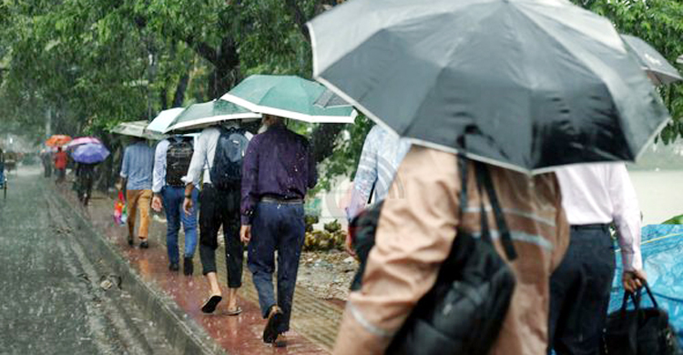 ঢাকায় ১০২ কিমি বেগে কালবৈশাখী, তুমুল বৃষ্টি