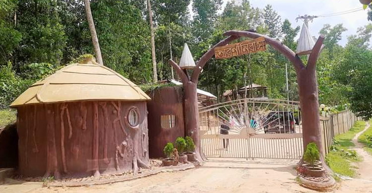 পর্যটক নেই মৌলভীবাজারের বিনোদনকেন্দ্রে