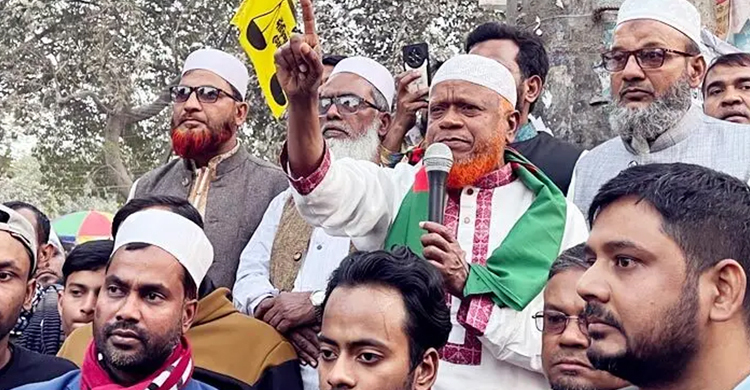 শাড়ি-লুঙ্গি দিয়ে ভোট কেনা হচ্ছে, অভিযোগ জামায়াত প্রার্থীর