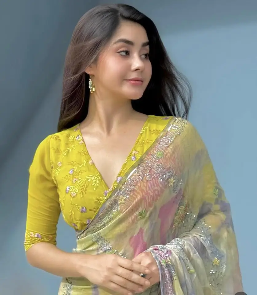 রোজার মতো চেহারা সতেজ রাখতে যা করবেন