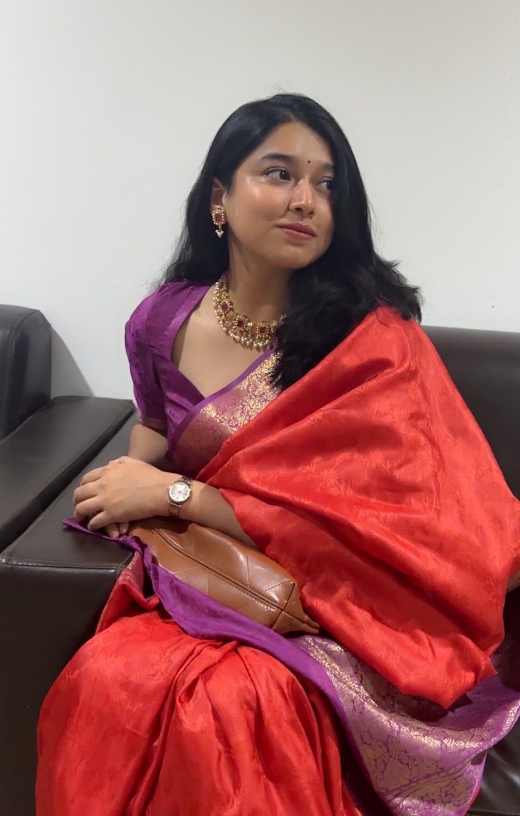 ঢেকে রাখা যায়নি চমক