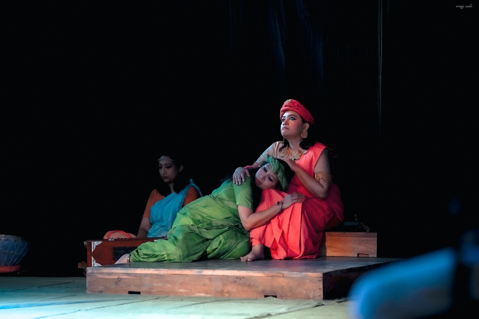 মহড়ার জন্য স্কুলগুলো ব্যবহার করতে দেওয়া যেতে পারে