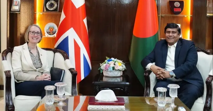 বাংলাদেশ ও যুক্তরাজ্যের মধ্যে প্রতিরক্ষা সহায়তা বাড়তে পারে