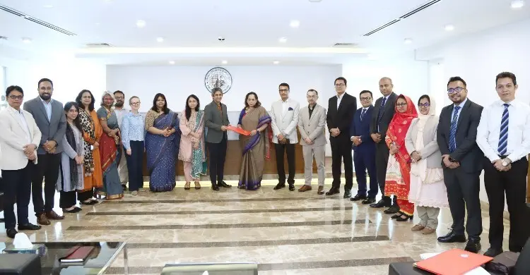 পুঁজিবাজার উন্নয়নে ডিএসই-সুইসকন্ট্যাক্টের সমঝোতা