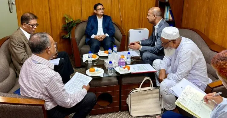 পোশাক কারখানার লাইসেন্স নবায়ন প্রক্রিয়া আরও সহজ চায় বিজিএমইএ
