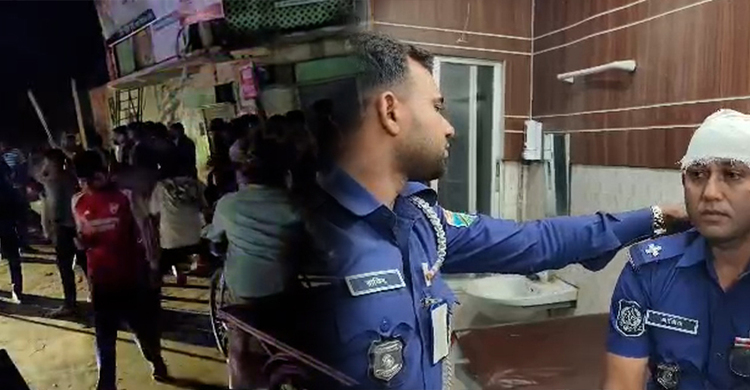 নাটোরে বিএনপির দুই গ্রুপের সংঘর্ষ, পুলিশসহ আহত ৫