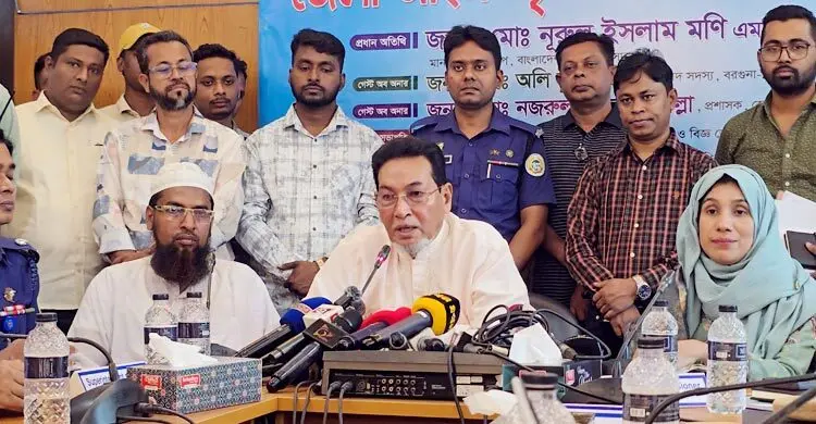চেতনা বিক্রি করতে করতে আমরা নিজেরাই বিক্রি হয়ে গেছি: চিফ হুইপ