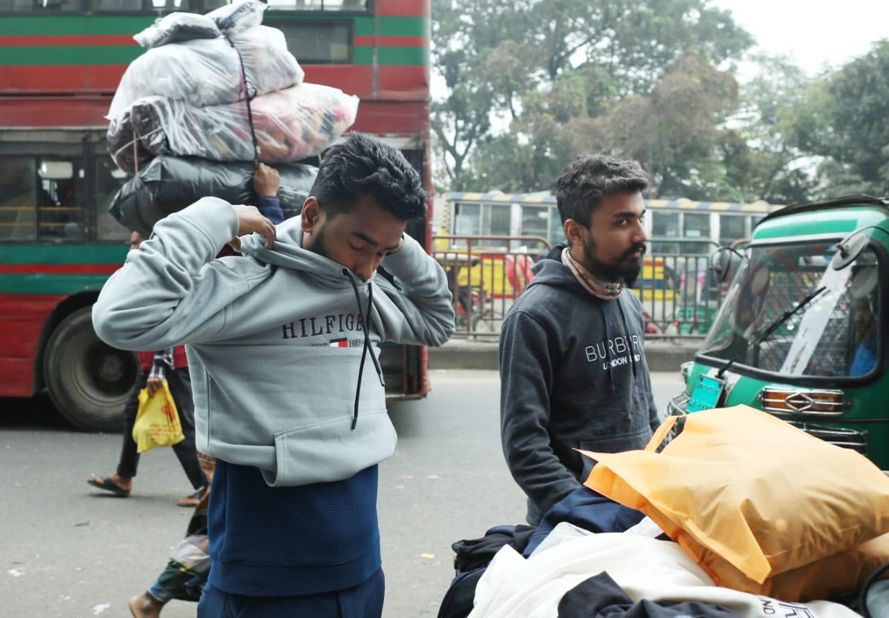 শীতের সকালে বাইরে বের হওয়ার আগে যা জানা জরুরি