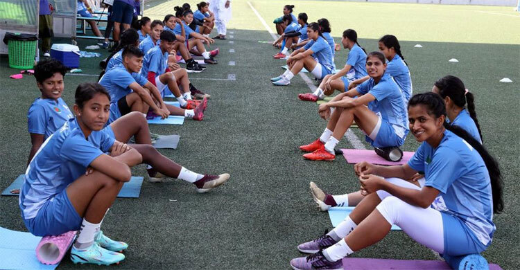 জাপানি সুমাইয়াকে নিয়েই এশিয়ান গেমসে বাংলাদেশ নারী ফুটবল দল