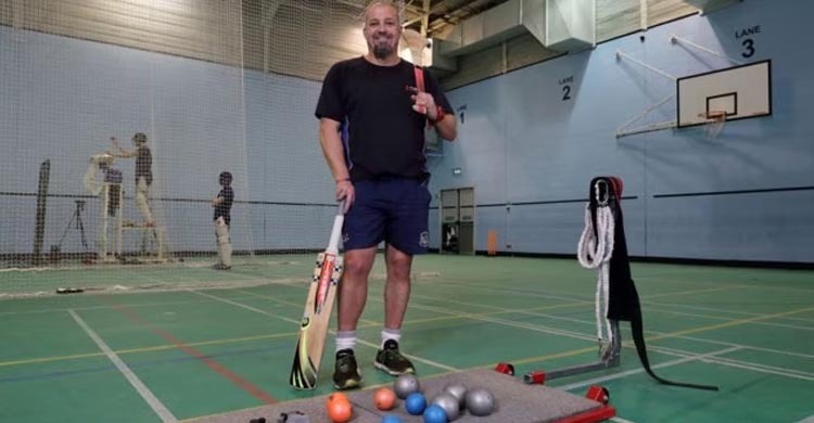 জুলিয়ান উড পাওয়ার হিটিং কোচ, মনোবিদ হিসেবে আসছেন ডেভিড স্কট