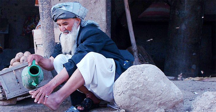 অজুর সময় দাড়ির যে অংশ মাসাহ করা সুন্নত