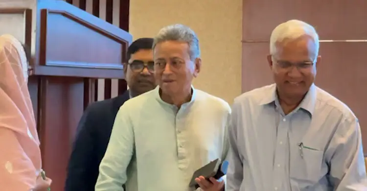 ফ্যামিলি কার্ড' বিতরণ কর্মসূচি উদ্বোধন বিষয়ক সংবাদ সম্মেলনে অর্থমন্ত্রী