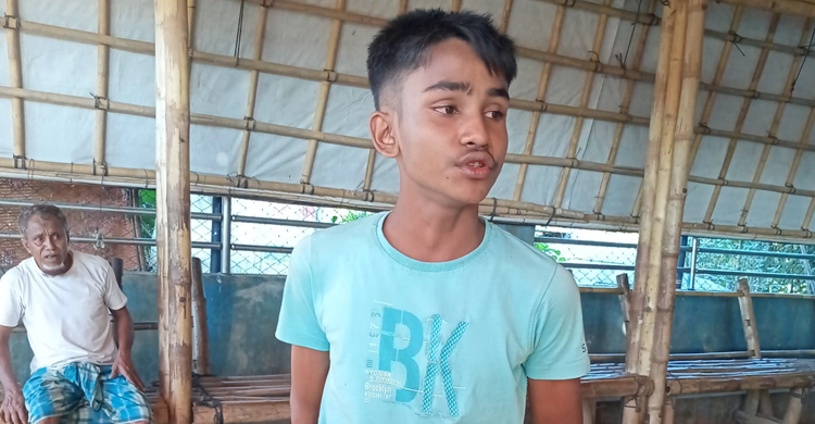 উখিয়া ক্যাম্পে আরসা-আরএসও সংঘর্ষে রোহিঙ্গা খুন