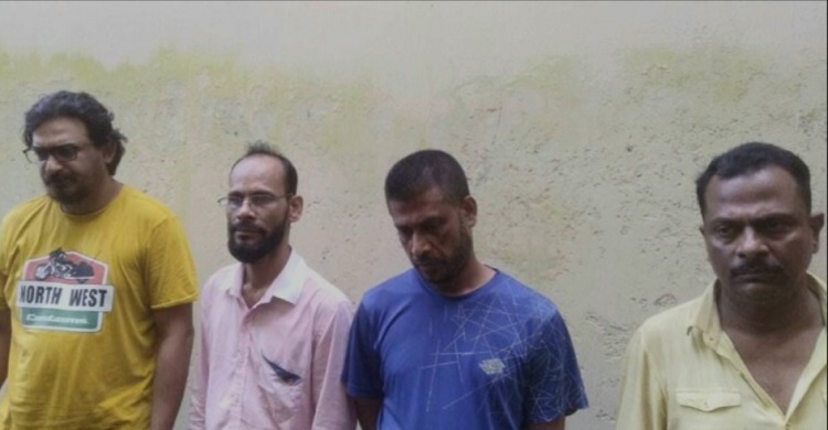 ইয়াবা বিক্রির সময় আওয়ামী লীগ নেতাসহ গ্রেফতার ৪