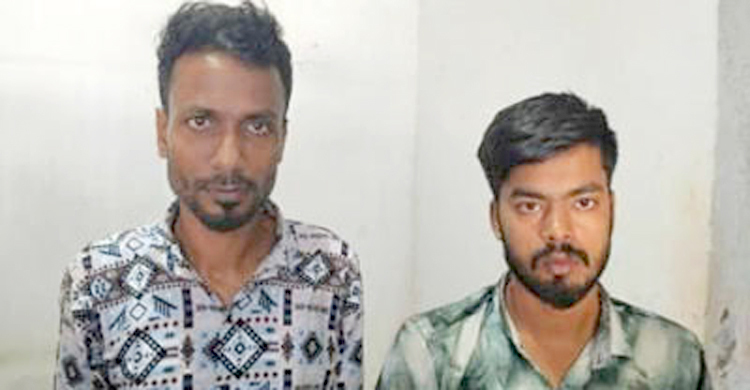 চট্টগ্রামে কাভার্ডভ্যানে মিললো ৮০ হাজার পিস ইয়াবা, গ্রেফতার ২