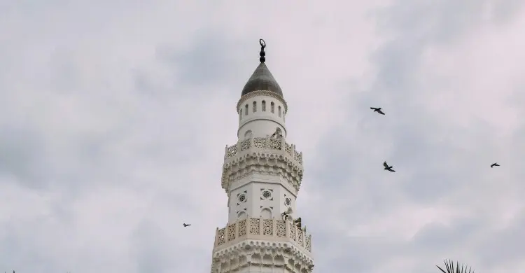 আজানের সময় কথা বলা কি পাপ?