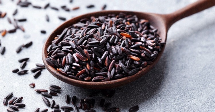 হৃদযন্ত্র ভালো রাখতে সাদা ভাত নয়, বেছে নিন কালো চাল