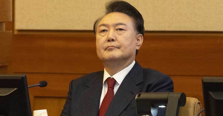 প্রেসিডেন্টকে অপসারণ করলো দ. কোরিয়া, ৬০ দিনের মধ্যে নির্বাচন