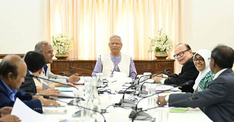 প্রয়োজনীয় পদক্ষেপের প্রস্তাবনা দ্রুত পাঠাতে বললেন প্রধান উপদেষ্টা