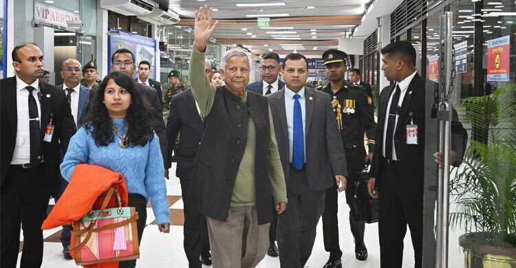 Yunus off to Davos to attend WEF