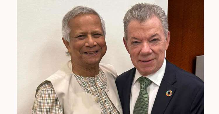 নোবেলজয়ী হুয়ান ম্যানুয়েলের সঙ্গে সৌজন্য বিনিময় ড. ইউনূসের