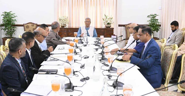 আইনশৃঙ্খলা বাহিনীর জন্য দ্রুত বডি-অন-ক্যামেরা কেনার নির্দেশ