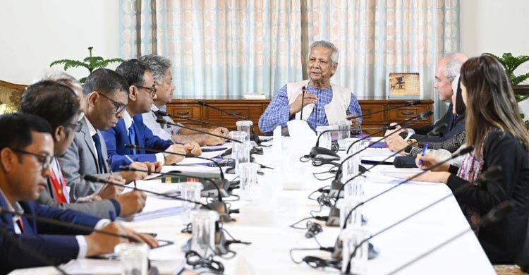 Yunus orders labour law reforms to meet global standards