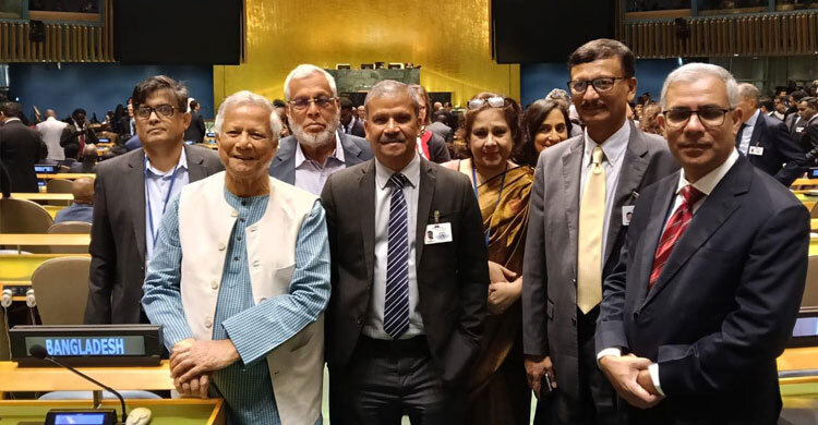 Yunus meets world leaders at UN headquarters