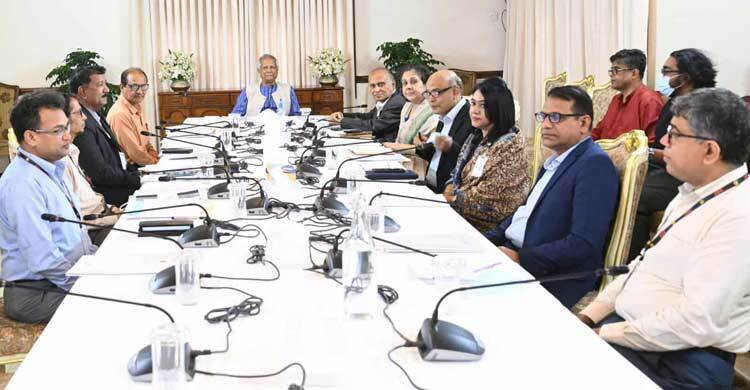 Yunus orders swift filling of vacant 32,000 primary head teacher posts