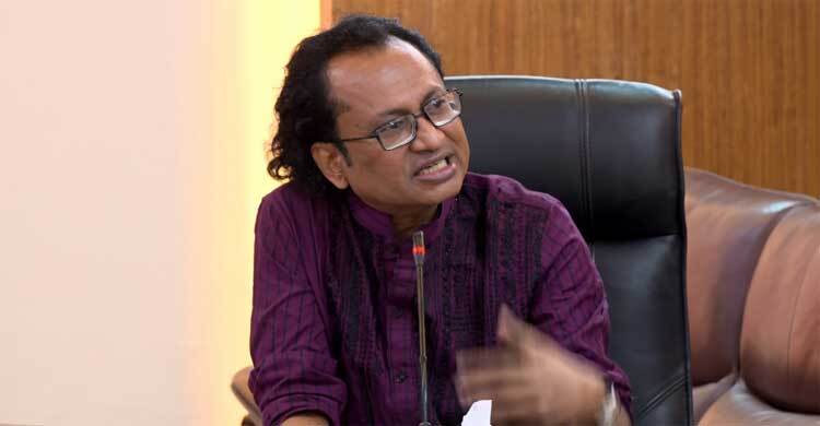 Oil prices stable, hoarding won’t pay off: PM’s Adviser